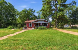 542 Jefferson, Pittsburg, TX 75686