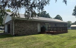 911 E 10th Street, Mountain Grove, MO 65711