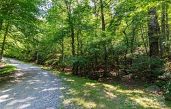 9999 Arrowhead Trail, Columbus, NC 28722