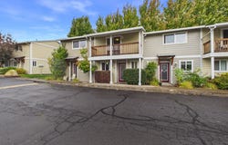 1706 AVALON Way, HoodRiver, OR 97031