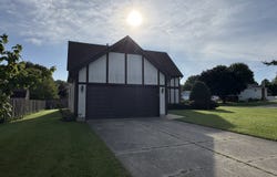 122 N Creekside Trail, McHenry, IL 60050