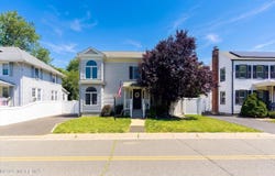 45 Compton Street, Belford, NJ 07718