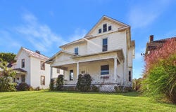 324 E 6th Avenue, Lancaster, OH 43130