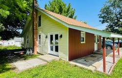 420 N Illinois St, Pittsfield, IL 62363