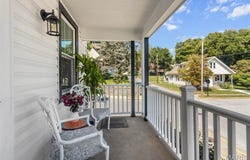700 S Benton, St Charles, MO 63301