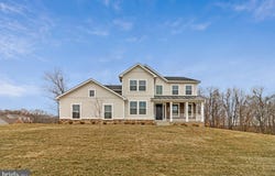 2000 ARAM Drive, ACCOKEEK, MD 20607