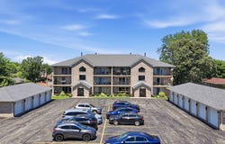 8836 Amelia Court, Justice, IL 60458