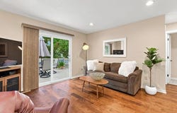 970 Pontiac Lane, Chanhassen, MN 55317