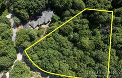 360 Kenmure Drive, Hendersonville, NC 28731