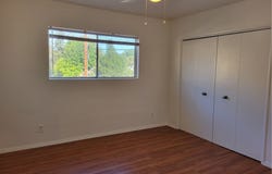 652 N Whitnall Highway, Burbank, CA 91505