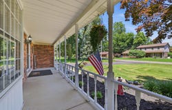 49861 Valley Drive, Shelby Twp, MI 48317-1581