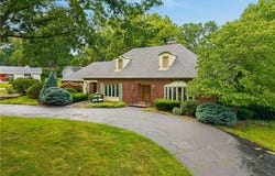 3408 Shady Bend Drive, Independence, MO 64052