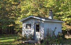 36741 Kujala Road, Ontonagon, MI 49953