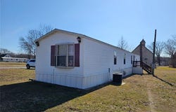 714 E Feifer Street, Sparta, IL 62286