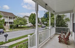 1327 WHEATLAND Avenue, PENNSBURG, PA 18073