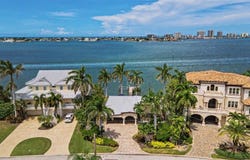 52 N PINE Circle, BELLEAIR, FL 33756
