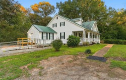 816 OLD PINEYWOODS Rd, Jasper, AL 35504