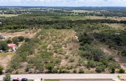 FOX Lane, Lockhart, TX 78644