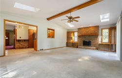 2263 Dewport Drive, Akron, OH 44312