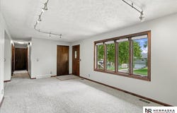 5062 S 160th Circle, Omaha, NE 68135