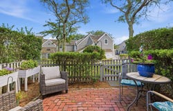 33 Landmark Avenue, Mashpee, MA 02649