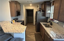 100 Lakeview Trace, Three Rivers, TX 78071