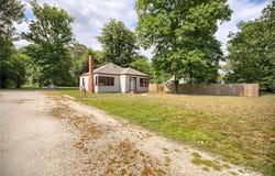 19100 Eltham Road, West Point, VA 23181