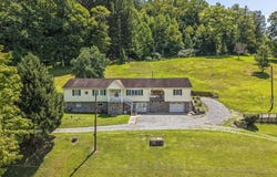 41 Long Run Road, Wallace, WV 26448