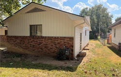 1520 Dechard ST, Van Buren, AR 72956
