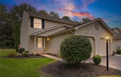 141 Courtshire Lane, Penfield, NY 14526