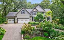 8484 Rocky Pines Drive NE, Rockford, MI 49341