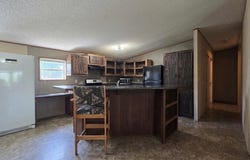 305 Thompson Ln, Dale, TX 78616