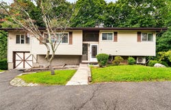 23 Howard Avenue, Valhalla, NY 10595