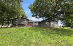 902 Harvard Ave, Genoa, NE 68640