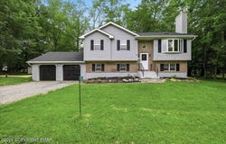296 Scotch Pine Drive, Pocono Summit, PA 18346