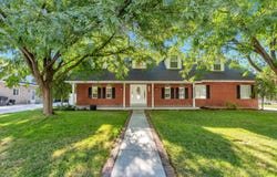 1526 E PHEASANT RUN Dr, Springville, UT 84663