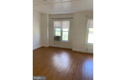 2125 E PRESTON ST, BALTIMORE, MD 21213