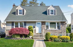 31 Broadway, New Hyde Park, NY 11040