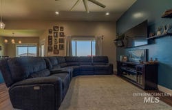 1515 Leslie Dr, Jerome, ID 83338