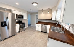 8399 Chestnut Drive, Newburgh, IN 47630