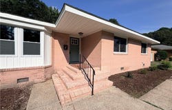 10 C C Spaulding Drive, Hampton, VA 23666