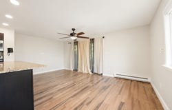 1 Anchorage Way, Freeport, NY 11520