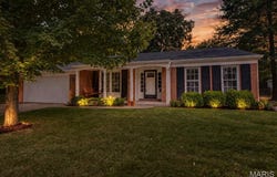 4815 Blu Fountain Drive, Godfrey, IL 62035