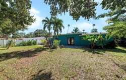 1616 INDIAN ROCKS Road, BELLEAIR, FL 33756
