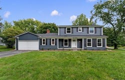 2185 Brenthaven Drive, Bloomfield Twp, MI 48304