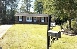 1487 Colony E Circle, Stone Mountain, GA 30083