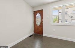 17 E MAIN Street, TREMONT, PA 17981