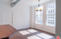 215 W 7th St, Los Angeles, CA 90014