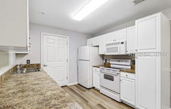 4924 Bluffton Parkway, Bluffton, SC 29910