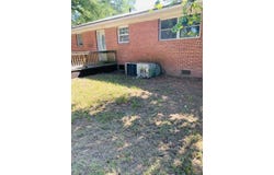512 SIRMANS AVE., Nashville, GA 31639